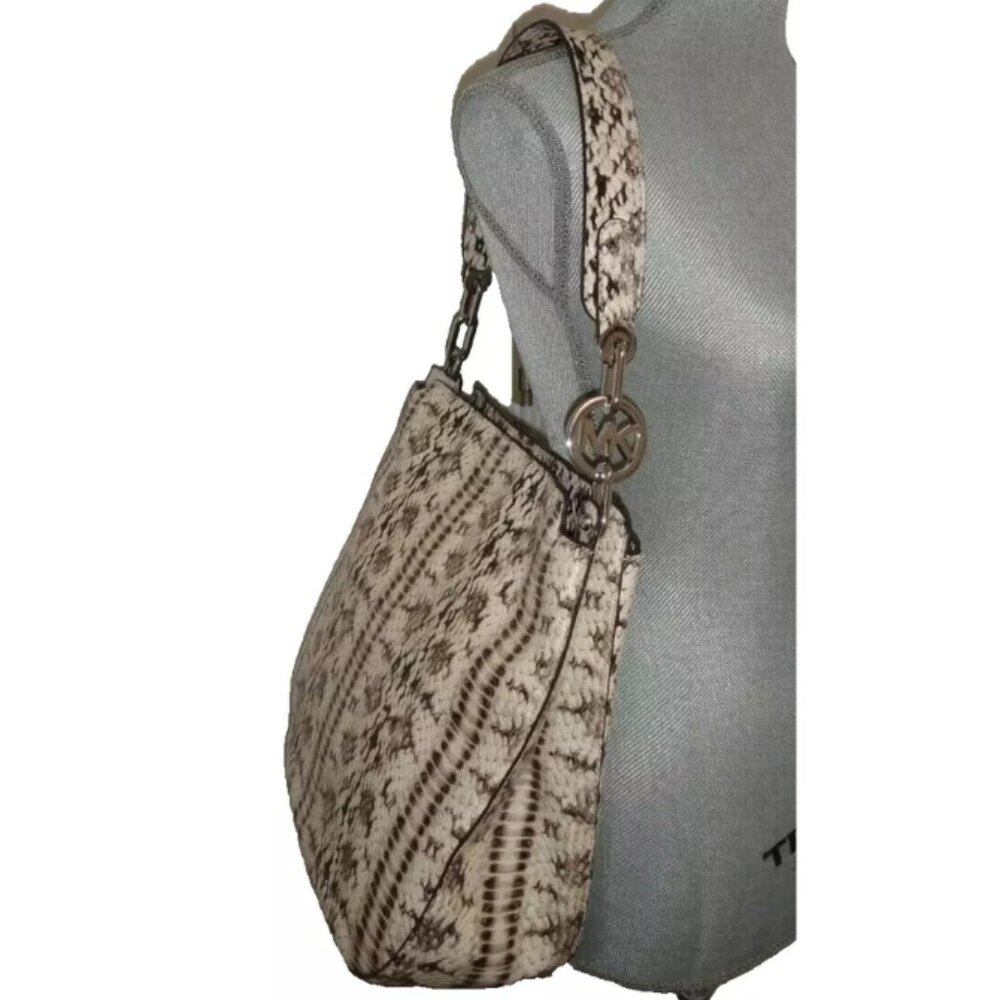 Michael Kors Women's Black/White FULTON Embossed Leather Hobo Shoulder Bag - Picture 4 of 8